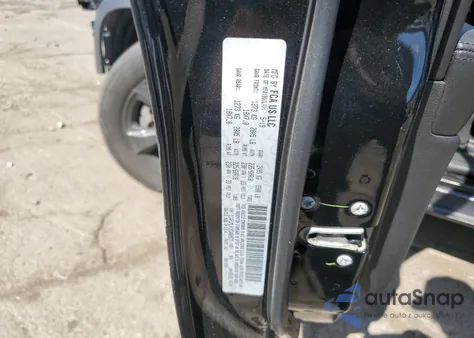 2019 Jeep Cherokee Latitude Plus из США, поврежденный, VIN 1C4PJMLX1KD460677